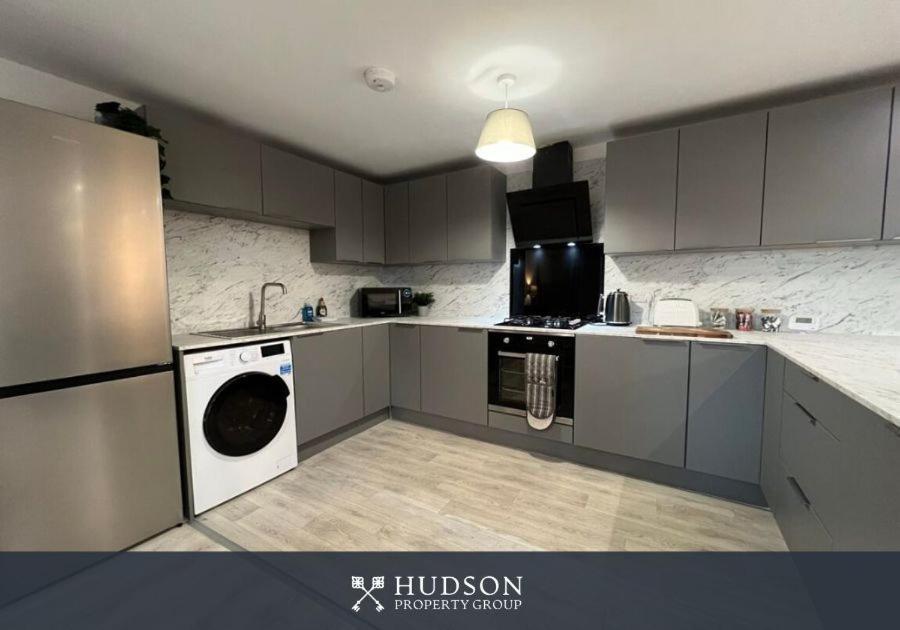 Open Plan Townhouse In Shrewsbury Βίλα Εξωτερικό φωτογραφία
